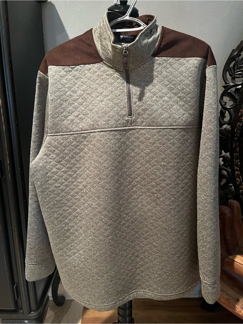 Daniel Cremieux Gray Quilted Quarter-Zip Sweater with Brown Yoke